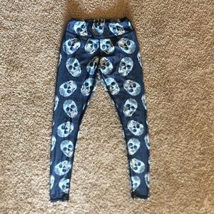 💀 Rare Leggings of the Month Skull Leggings 💀